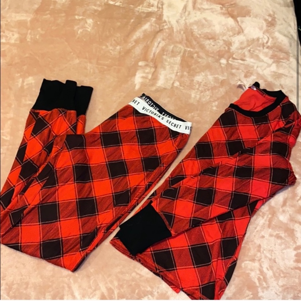 Victoria’s Secret Pajama Set